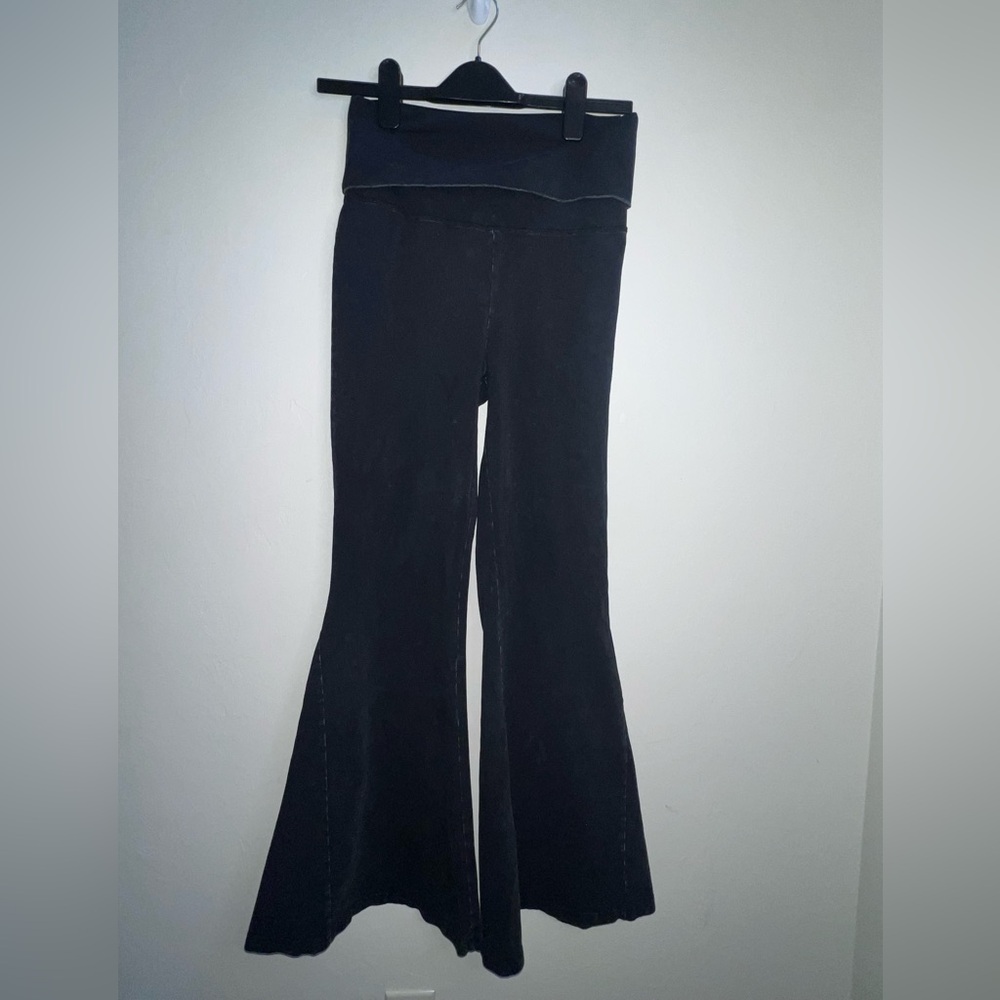 OFFLINE by Aerie OG Foldover Super Flare Leggings Black High Rise Short Inseam M